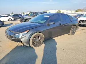 Hyundai Elantra SEL 2.0L 4 2021