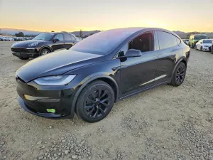 Tesla Model X 2023
