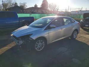 Ford Focus SE 2.0L 4 2015