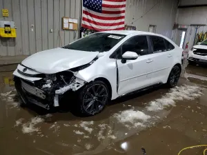 Toyota Corolla SE 2.0L 4 2024