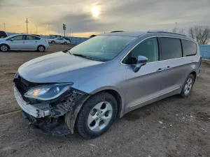 Chrysler Pacifica TOURING L PLUS 3.6L 6 2017