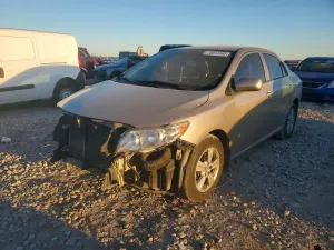 Toyota Corolla BASE 1.8L 4 2010