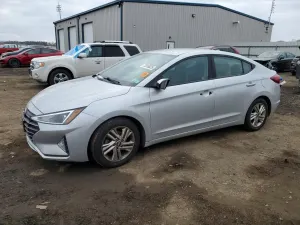 Hyundai Elantra SEL 2.0L 4 2020