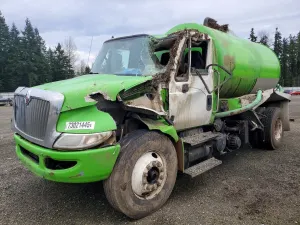 International DuraStar / 4000 4300 7.6L 6 2010