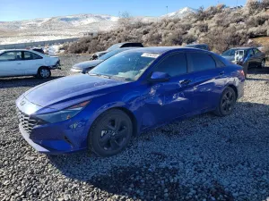 Hyundai Elantra SEL 2.0L 4 2023