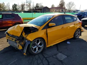 Ford Focus ST 2.0L 4 2013