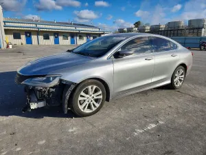 Chrysler 200 LIMITED 2.4L 4 2015