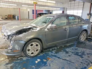 Ford Fusion SE 2.5L 4 2011