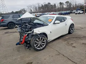 Nissan 370z BASE 3.7L 6 2014