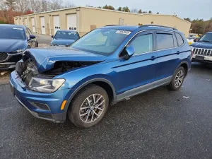 Volkswagen Tiguan SE 2.0L 4 2020