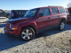 Jeep Patriot LATITUDE 2.4L 4 2016