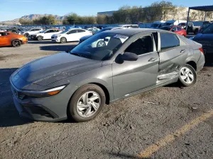 Hyundai Elantra 2.0L 4 2025