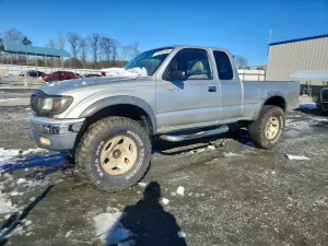 Toyota Tacoma XTRACAB PRERUNNER 3.4L 6 2002