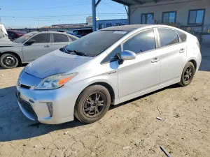 Toyota Prius 1.8L 4 2015