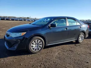 Toyota Camry BASE 2.5L 4 2012