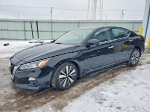 Nissan Altima SL 2.5L 4 2020