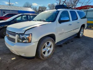 Chevrolet Suburban K1500 LTZ 5.3L 8 2014