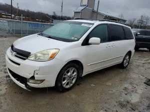 Toyota Sienna XLE 3.3L 6 2004