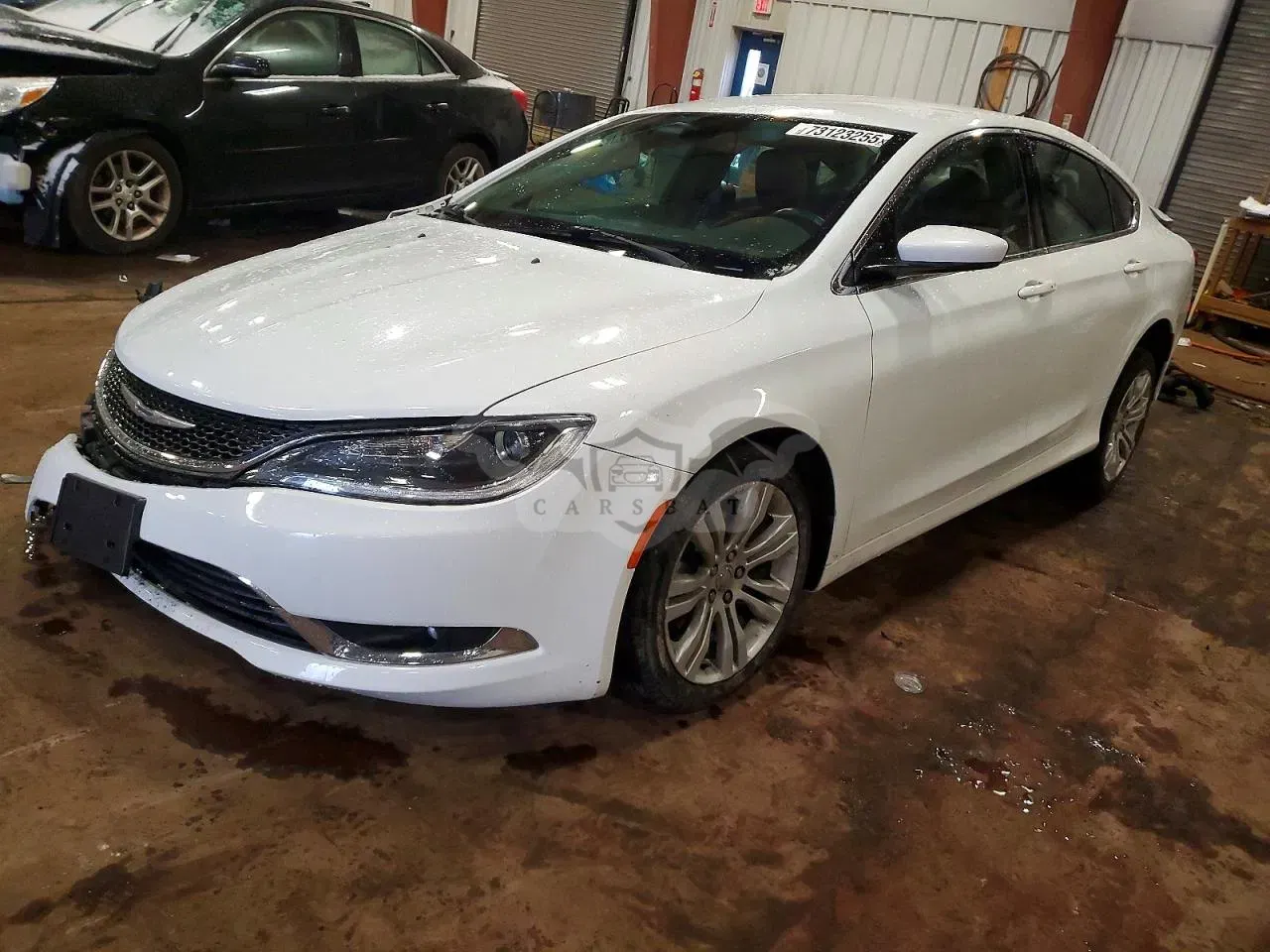 Chrysler 200 LIMITED 2.4L 4 2015