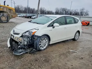 Toyota Prius 1.8L 4 2013