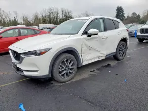 Mazda CX-5 GRAND TOURING 2.5L 4 2017