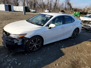 Toyota Camry L 2.5L 4 2018