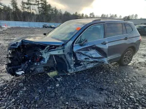 Volkswagen Tiguan SE 2.0L 4 2021