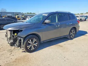 Nissan Pathfinder S 3.5L 6 2019