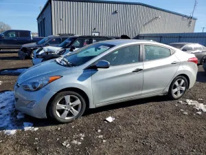 Hyundai Elantra GLS 1.8L 4 2013