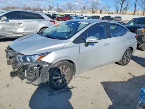 Nissan Versa SV 1.6L 4 2021
