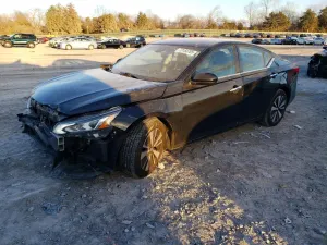 Nissan Altima SV 2.5L 4 2022