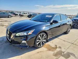 Nissan Altima SR 2.5L 4 2020