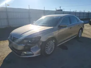 Volkswagen Passat SE 1.8L 4 2016
