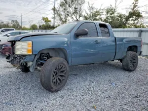 Chevrolet Silverado 1500 C1500 LTZ 5.3L 8 2011