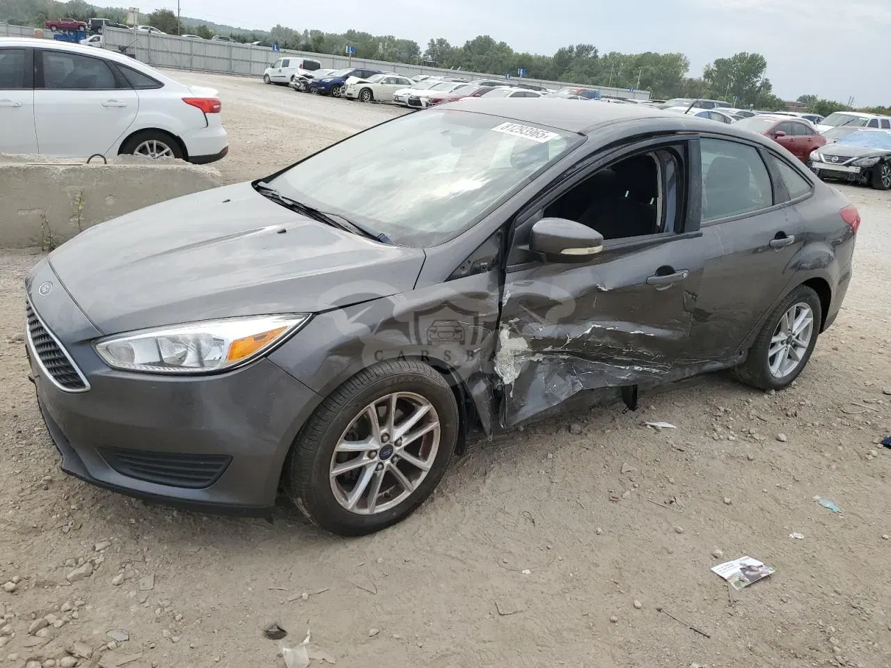 Ford Focus SE 2.0L 4 2016
