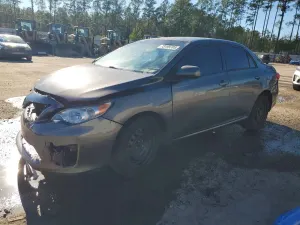 Toyota Corolla BASE 1.8L 4 2012