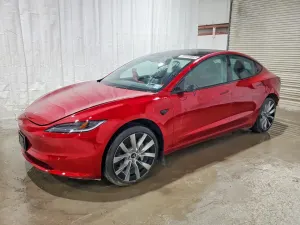 Tesla Model 3 2025