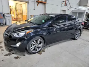 Hyundai Elantra SE 1.8L 4 2015