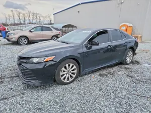 Toyota Camry L 2.5L 4 2018
