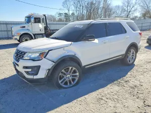 Ford Explorer XLT 3.5L 6 2017