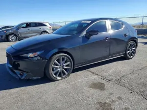 Mazda 3 PREFERRED 2.5L 4 2025