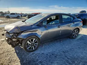 Nissan Versa SV 1.6L 4 2021