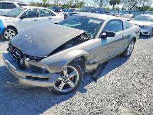 Ford Mustang 4.0L 6 2008