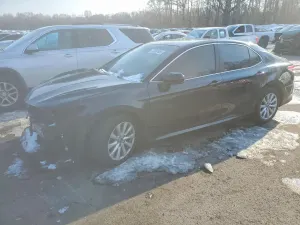 Toyota Camry L 2.5L 4 2018