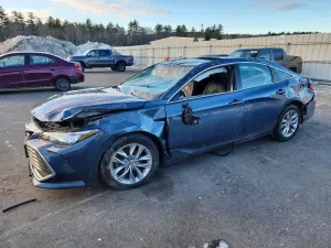 Toyota Avalon XLE 3.5L 6 2021