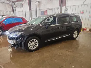 Chrysler Pacifica TOURING L 3.6L 6 2019