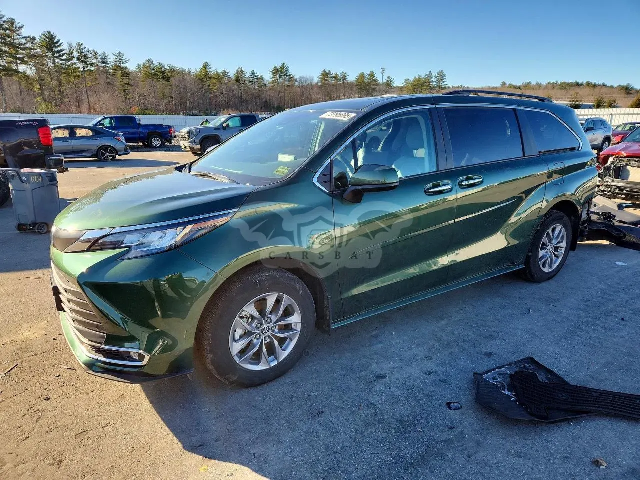 Toyota Sienna XLE 2.5L 4 2023