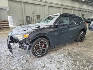 Alfa Romeo Stelvio TI 2.0L 4 2023