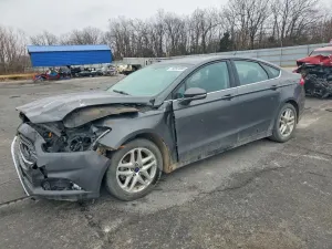 Ford Fusion SE 2.5L 4 2015