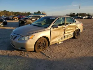 Toyota Camry BASE 2.4L 4 2009